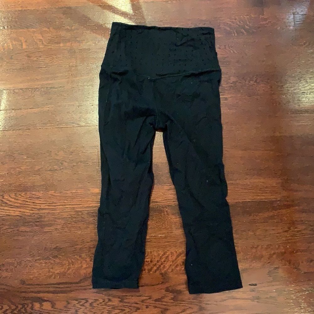 Nike Dri Fit Cropped Leggings - Picture 4 of 4